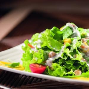 Salada de Alface Americana com Iogurte