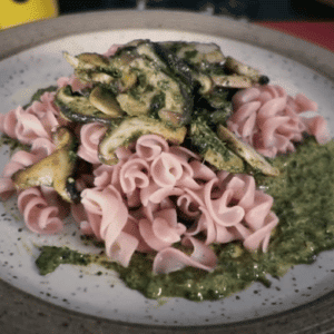 Ingredientes da Receita de Fusilli de Beterraba com Pesto de Manjericão