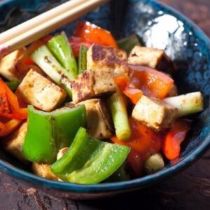 Ingredientes de Tofu com Tomate e Pimentão