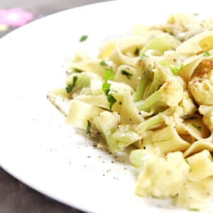 Macarrão com Couve-Flor ao Alho e Óleo