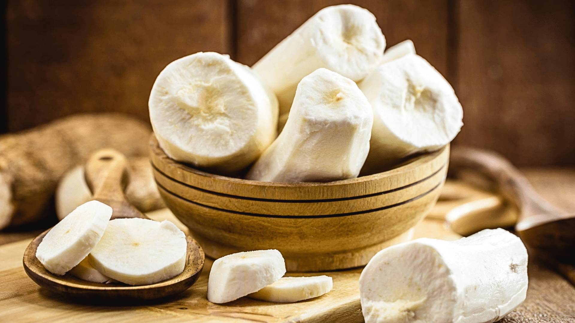 É verdade que a mandioca crua pode ser tóxica?